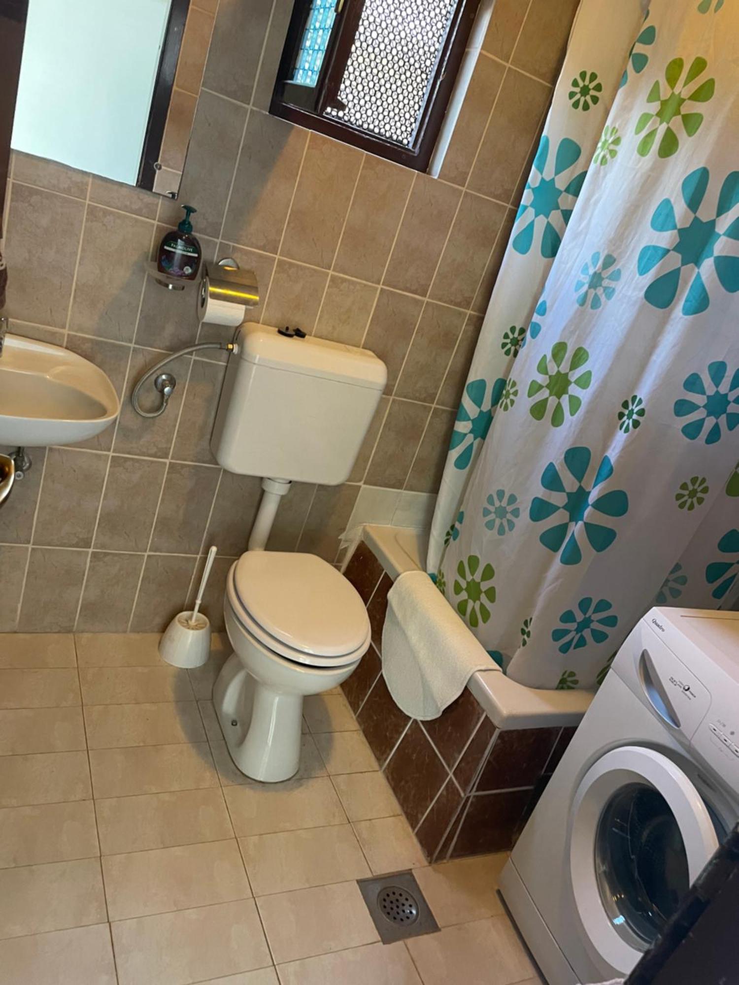 Apartment Zola Gornji Karin Zewnętrze zdjęcie
